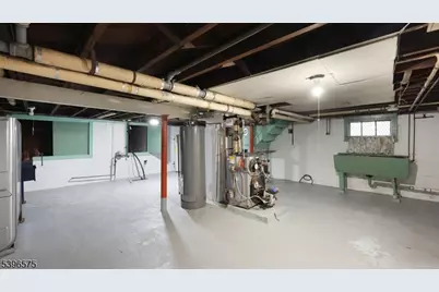 619 Spruce Street, Roselle Park, NJ 07204 - Photo 27