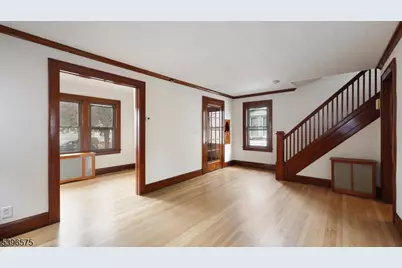 619 Spruce Street, Roselle Park, NJ 07204 - Photo 7