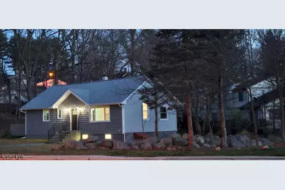 189 Stonegate Ln, Stanhope, NJ 07874 - Photo 1