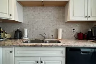 4 Greenwich Ct, Mount Olive, NJ 07828 - Photo 11