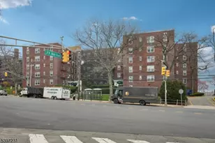 8300 Blvd E, North Bergen, NJ 07047 - Photo 35