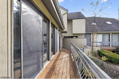 29 Spencer St, Franklin Township, NJ 08873 - Photo 17