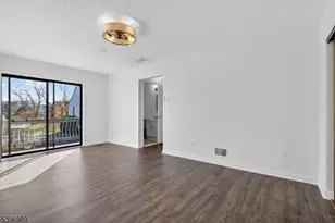 29 Spencer St, Franklin Township, NJ 08873 - Photo 23