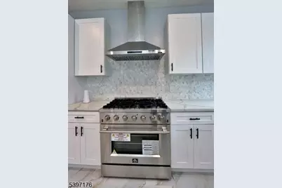 231 Highland Ave, City Of Orange Twp., NJ 07050 - Photo 17