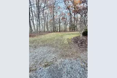 8 Possaghi Rd, Hampton Township, NJ 07860 - Photo 23