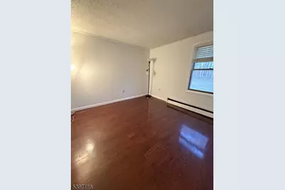 8 Possaghi Rd, Hampton Township, NJ 07860 - Photo 17