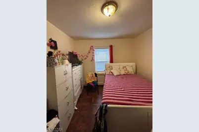 32 Cianci St, Paterson, NJ 07501 - Photo 7