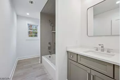 354 Beaufort Ave, Livingston, NJ 07039 - Photo 41