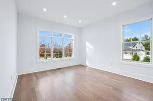 354 Beaufort Ave, Livingston, NJ 07039 - Photo 37