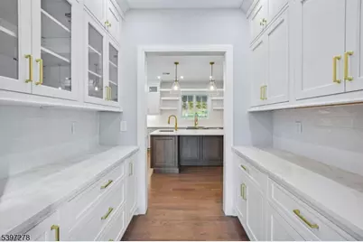 354 Beaufort Ave, Livingston, NJ 07039 - Photo 31