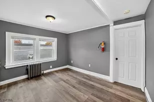 301 E 9th Ave, Roselle, NJ 07203 - Photo 9