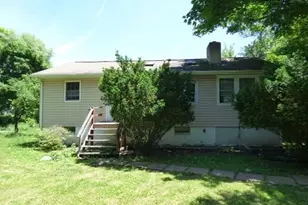 214 Mohican Rd, Vernon, NJ 07422 - Photo 1