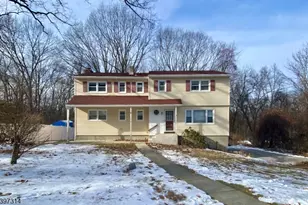 15 Hemlock Dr, Vernon, NJ 07461 - Photo 1