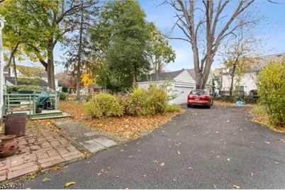 71 Georgian Ct, Hillside, NJ 07205 - Photo 33