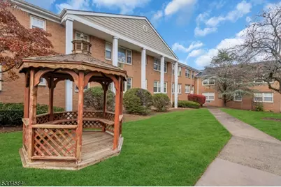 605 Grove St #4, Clifton, NJ 07013 - Photo 1