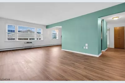 605 Grove St #4, Clifton, NJ 07013 - Photo 9