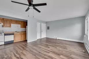 1595 E 2nd St, Scotch Plains Township, NJ 07076 - Photo 5