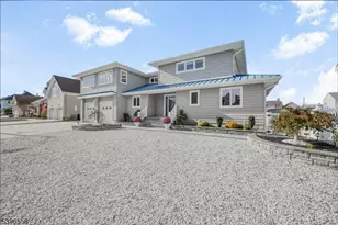 814 Ensign Dr, Lacey Township, NJ 08731 - Photo 3