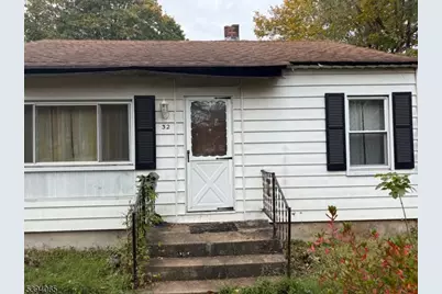 32 Hawthorne Dr, Franklin Township, NJ 08873 - Photo 1