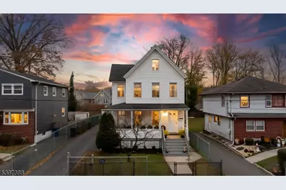 338 Manson Pl, Plainfield, NJ 07063 - Photo 1