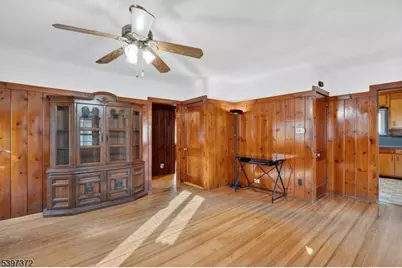 83 Lakeview Ave, Ringwood, NJ 07456 - Photo 7