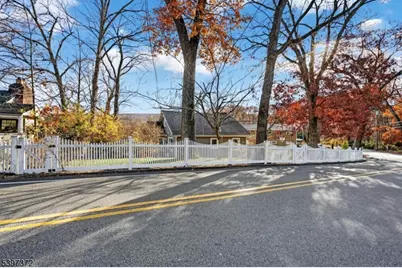 83 Lakeview Ave, Ringwood, NJ 07456 - Photo 37