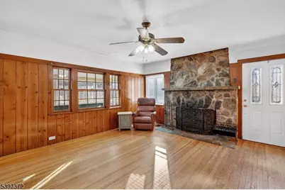 83 Lakeview Ave, Ringwood, NJ 07456 - Photo 5