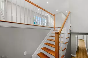 63 Oak St, East Orange, NJ 07018 - Photo 5