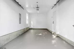 63 Oak St, East Orange, NJ 07018 - Photo 25