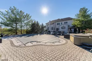 16 Perry Rd, Clinton Township, NJ 08801 - Photo 15