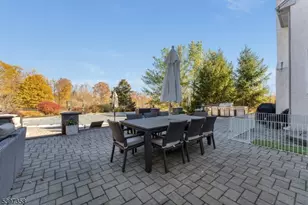 16 Perry Rd, Clinton Township, NJ 08801 - Photo 17