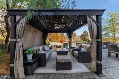 16 Perry Rd, Clinton Township, NJ 08801 - Photo 19