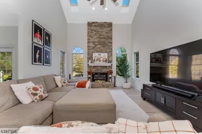 16 Perry Rd, Clinton Township, NJ 08801 - Photo 27