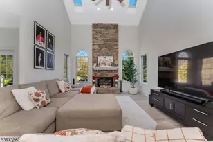 16 Perry Rd, Clinton Township, NJ 08801 - Photo 27