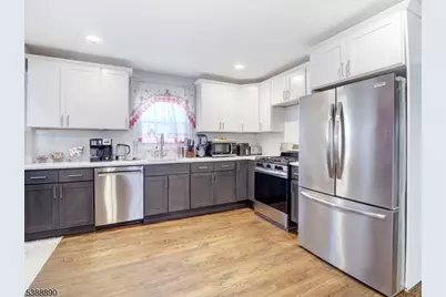 36 Orchard Pl, Irvington, NJ 07111 - Photo 5