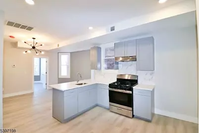 789 S 17th St, Newark, NJ 07103 - Photo 9