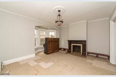 122 Milligan Pl, South Orange, NJ 07079 - Photo 9