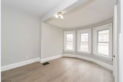 122 Milligan Pl, South Orange, NJ 07079 - Photo 27