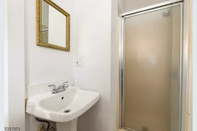 120 Milligan Pl, South Orange, NJ 07079 - Photo 21