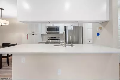 41 Bolton Ct, Franklin Township, NJ 08873 - Photo 7