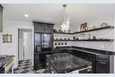 627 Highland Ave, Newark, NJ 07104 - Photo 13