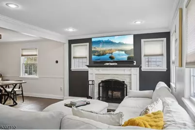 875 Salem Rd, Union Township, NJ 07083 - Photo 7