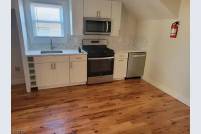 2037 Gless Ave, Union Township, NJ 07083 - Photo 5