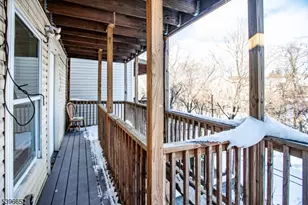 25 Highland St, Paterson, NJ 07524 - Photo 29