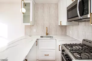 25 Highland St, Paterson, NJ 07524 - Photo 11