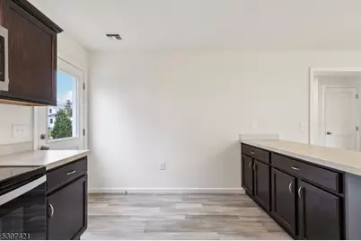 19 Beekman St, Manville, NJ 08835 - Photo 11