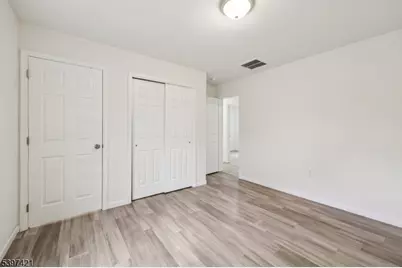 19 Beekman St, Manville, NJ 08835 - Photo 17