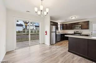 19 Beekman St, Manville, NJ 08835 - Photo 7