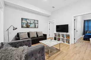 104 Fleming Ave, Newark, NJ 07105 - Photo 9