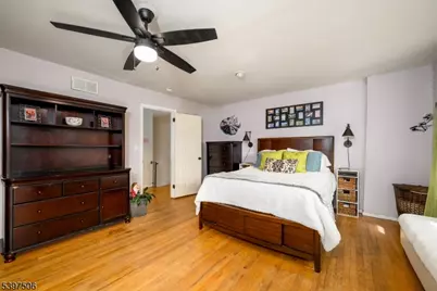 920 Robin Rd, Hillsborough Township, NJ 08844 - Photo 9